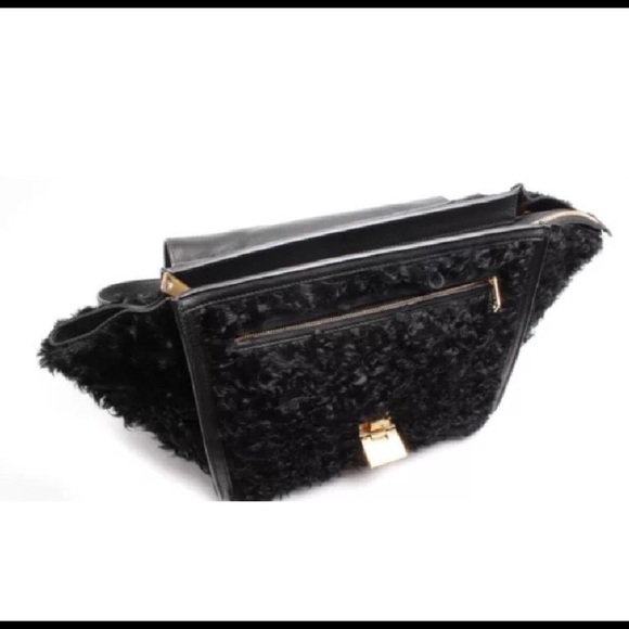 Celine Trapeze Leather And Shearling Satchel - Picture 4 of 7